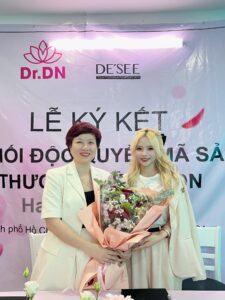 Dr.DN Han Ga Yeon Ký Kết Hợp Đồng